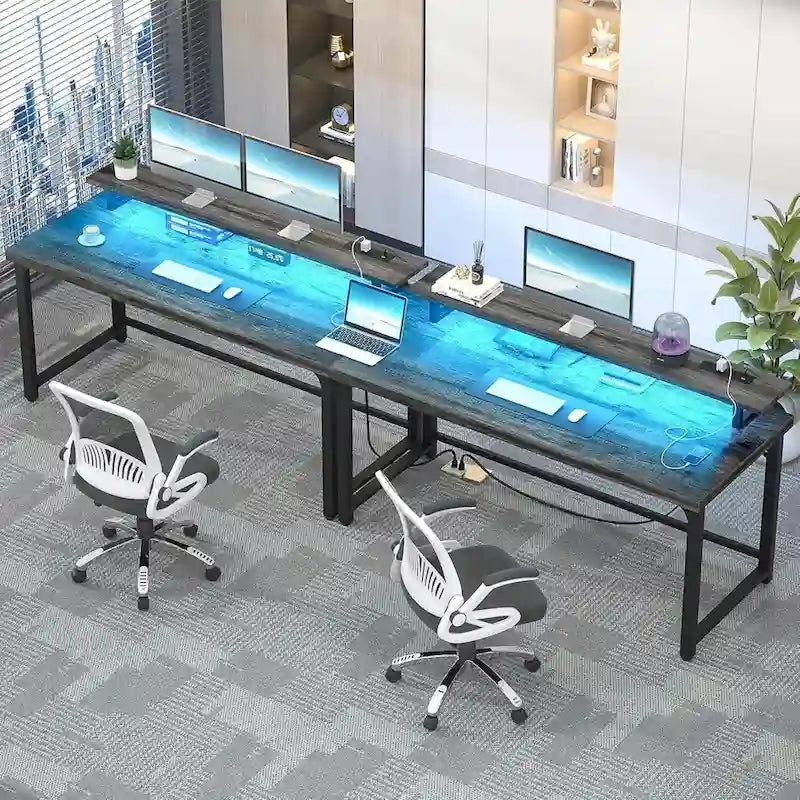Bureau d’ordinateur de 55 pouces avec prises électriques et bande LED